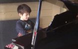 Prezidentin nəvəsi pianoda ifa etdi - Video