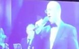 Nazir oğlunun toyunda mahnı oxudu - VİDEO