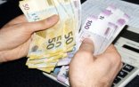 Əhali banklardan əmanətini kütləvi şəkildə çıxarır