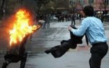 Bakının mərkəzində özünü yandıran şəxs öldü