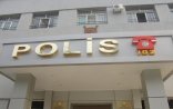 Sürücünün başına çəkiclə vurub, maşını qaçırdı - Bakıda
