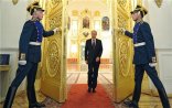Putin gəzərkən sağ qolunu niyə tərpətmir? - Sirr açıldı