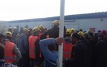 Azərbaycanda şirkət işçiləri etiraz etdi - FOTO