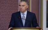 Prezident Əli Həsənovu təltif etdi