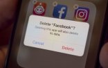 Amerikalılar kütləvi şəkildə telefonlarından “Facebook”u silir