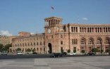 İrəvan hərbçilərin maaşlarını artırmaqdan İMTİNA ETDİ