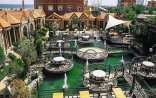 Azərbaycanda daha bir vəzifəli şəxs karantində məşhur restoranda toy etdi - FOTO