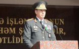 Eyvazov Mehdiyevin qohumunu işdən çıxardı