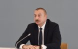 Prezident ulu öndər Heydər Əliyevin məzarını ziyarət etdi