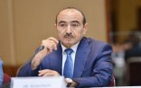 Əli Həsənovun villası gözətçiyə qalıb