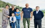 Prezidentlə səmimi söhbət: Gedək, evimizdə çay içək...