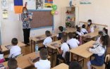 Ermənistan məktəblərindən əsgər guşələri yığışdırılır