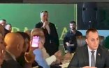 “Qaragilə” mahnısını oxuyan deputat: “Buna məcbur qaldım”