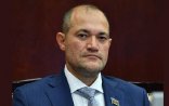 “Azərbaycanda hər kəs ustadır” – Razi Nurullayev