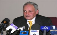 Oqtay Şirəliyev yeni direktor təyin etdi