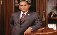 Milyarder Azərbaycandakı şirkətində maaşları artırdı