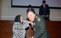 Azərbaycanlı generalın FOTOSUNA düşmən baxışı- FOTO