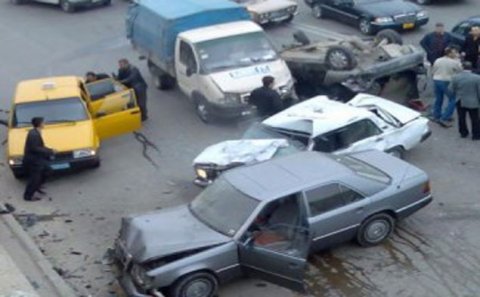 Bakıda zəncirvari qəza: Ölən var