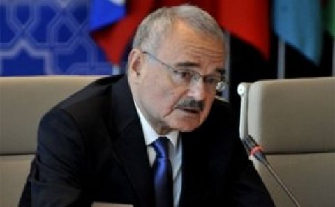 Parlamentdə baş nazir Artur Rasizadənin hesabatı dinlənilir