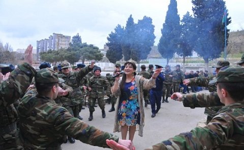Badamdar qəsəbəsində Novruz şənlikləri