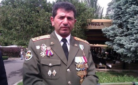 Erməni veterandan 2 min dollar tələb edilir
