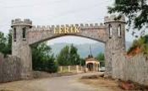 İcra başçısı müavinin məmur qardaşı qəzaya düşdü