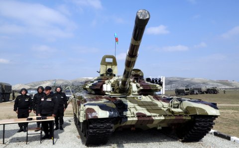 Cəbhədə irimiqyaslı təlimlər (FOTO)
