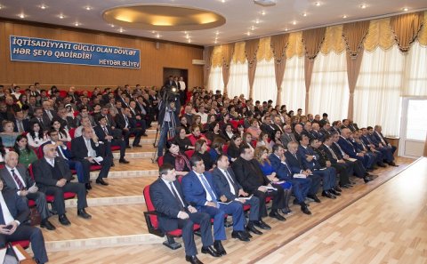Nərimanov Rayon İcra Hakimiyyətində ötən ilin yekunları ilə bağlı tədbir keçirilib