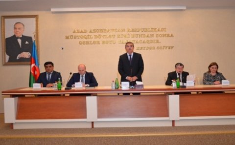 Qaradağ Rayon İcra Hakimiyyətinin 2015-ci ilin birinci rübündə rayonun sosial-iqtisadi inkişafının yekunlarına həsr olunan hesabat yığıncağı keçirildi