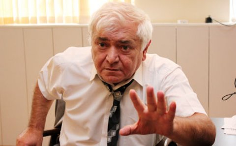 "Azərbaycanda bıçaqlanma hadisələri milli adət-ənənəyə çevrilib"