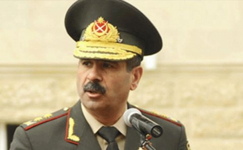 Zakir Həsənov veteranları təbrik etdi