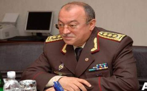 Nazir səfərini yarımçıq qoyub Bakıya qayıtdı