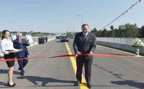 Prezident yeni yolun açılışını etdi