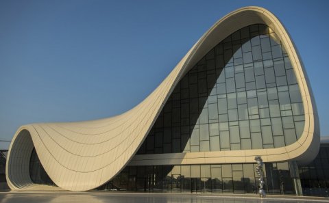 Mərkəz yanğın hadisəsi ilə əlaqədar konsert proqramlarını təxirə salıb