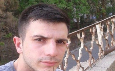 Özünü binadan atan oğlan çempion imiş-FOTOLAR