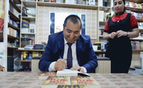 “Terrorun gülən üzü” kitabının TƏQDİMAT MƏRASİMİ-Fotolar