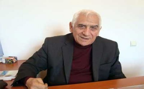 "Özümü yaxşı hiss eləmirəm, ağrılarım var”