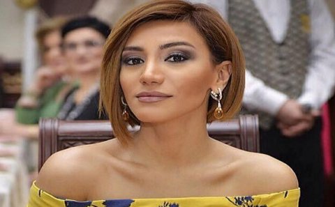 Röya Azərbaycanı tərk edib