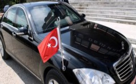 Türkiyənin Bakıdakı səfirliyinin əməkdaşı qaçaqmalçılığa görə saxlanıldı