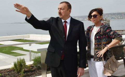 Prezident xanımı ilə bulvarın açılışında