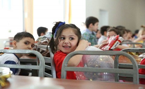 Ulduz Şokolad Fabriki Bakıdakı 2 saylı Uşaq Evini ziyarət edib