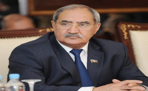 Fəzail Ağamalı Mirzə Xəzərə şərəfsiz dedi
