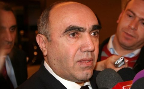 Zakir Qaralov daha bir prokuroru işdən çıxardı