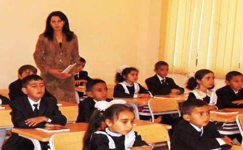 “İş axtaran məüllimlər 60 sualdan 36-na cavab verə bilsə...” – Təhsil Nazirliyindən AÇIQLAMA