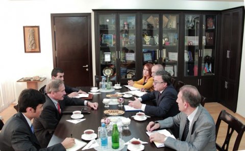 Hüseyn Bağırov  Robert Sekutanı qəbul edib