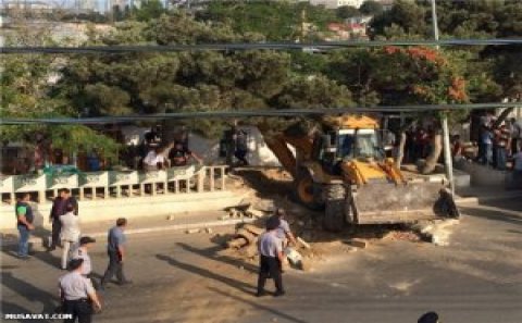 Əxlaqsızlıq yuvaları olan kafelər sökülür