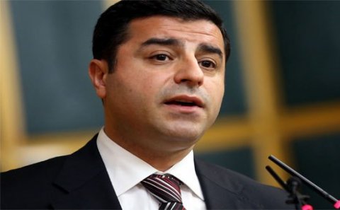 Kürd liderdən NATO-ya çağırış: “Ankaraya təzyiq edin!”