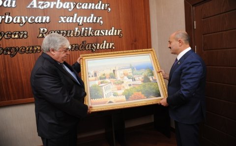 İzmit Bələdiyyəsi nümayəndələri Nəsimi İcra Hakimiyyətində