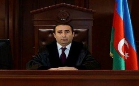 Məhkəmə hakimi Ayaz Məmmədov Əli Kərimlini maliyyələşdirir?
