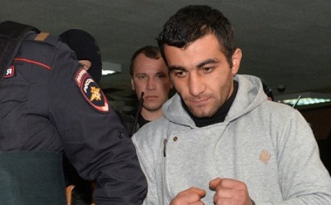 Orxan Zeynalov Azərbaycana verilir